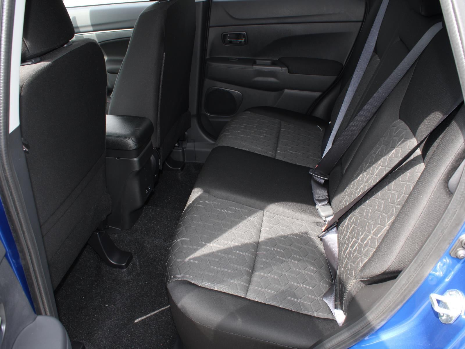 2026 Mitsubishi Outlander Sport LE