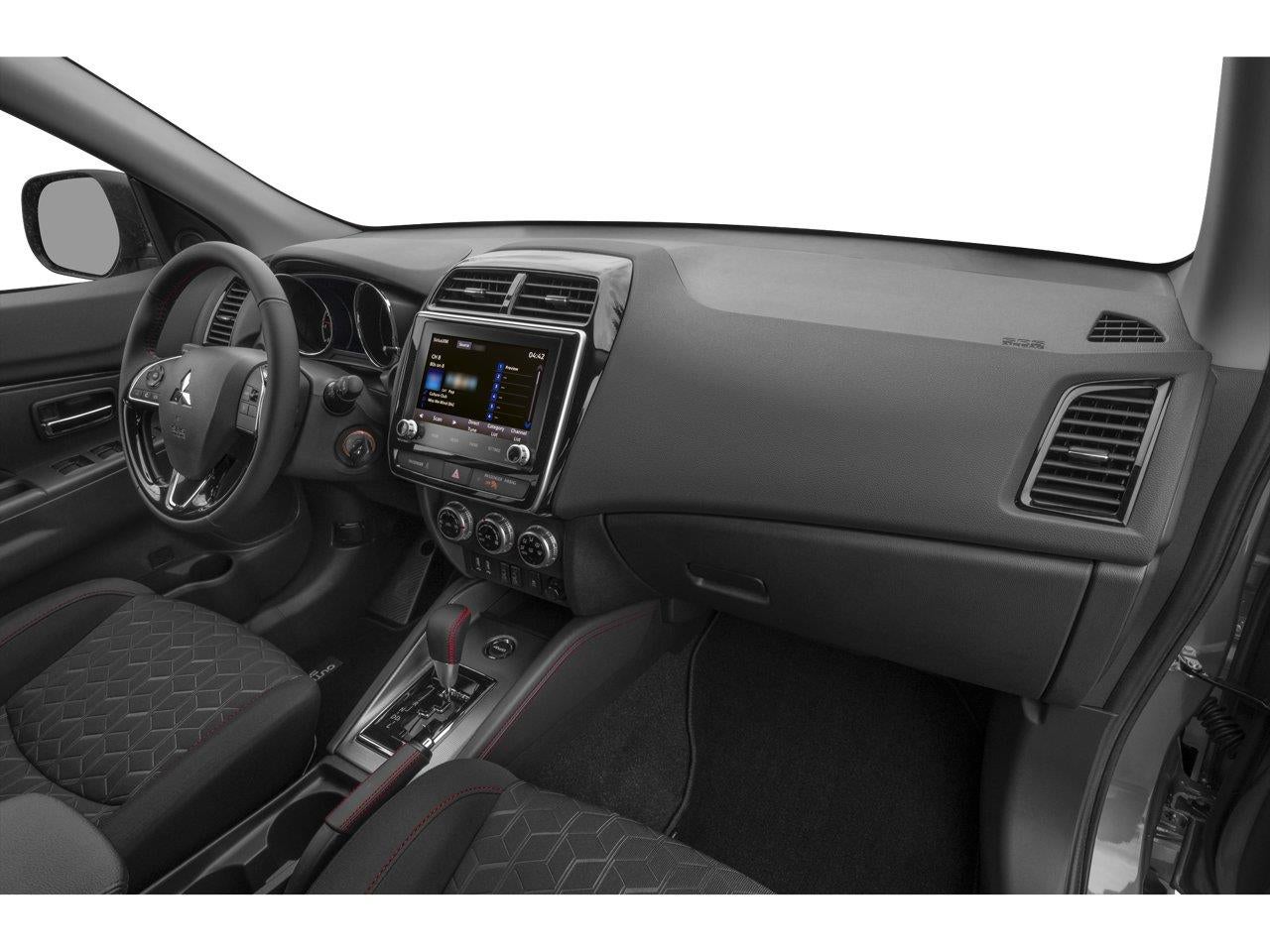 2027 Mitsubishi Outlander Sport LE