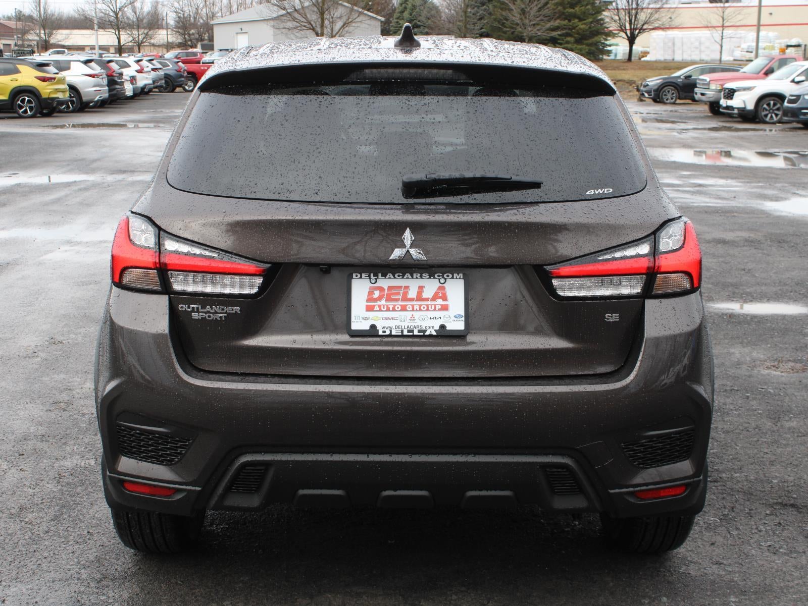 2026 Mitsubishi Outlander Sport SE