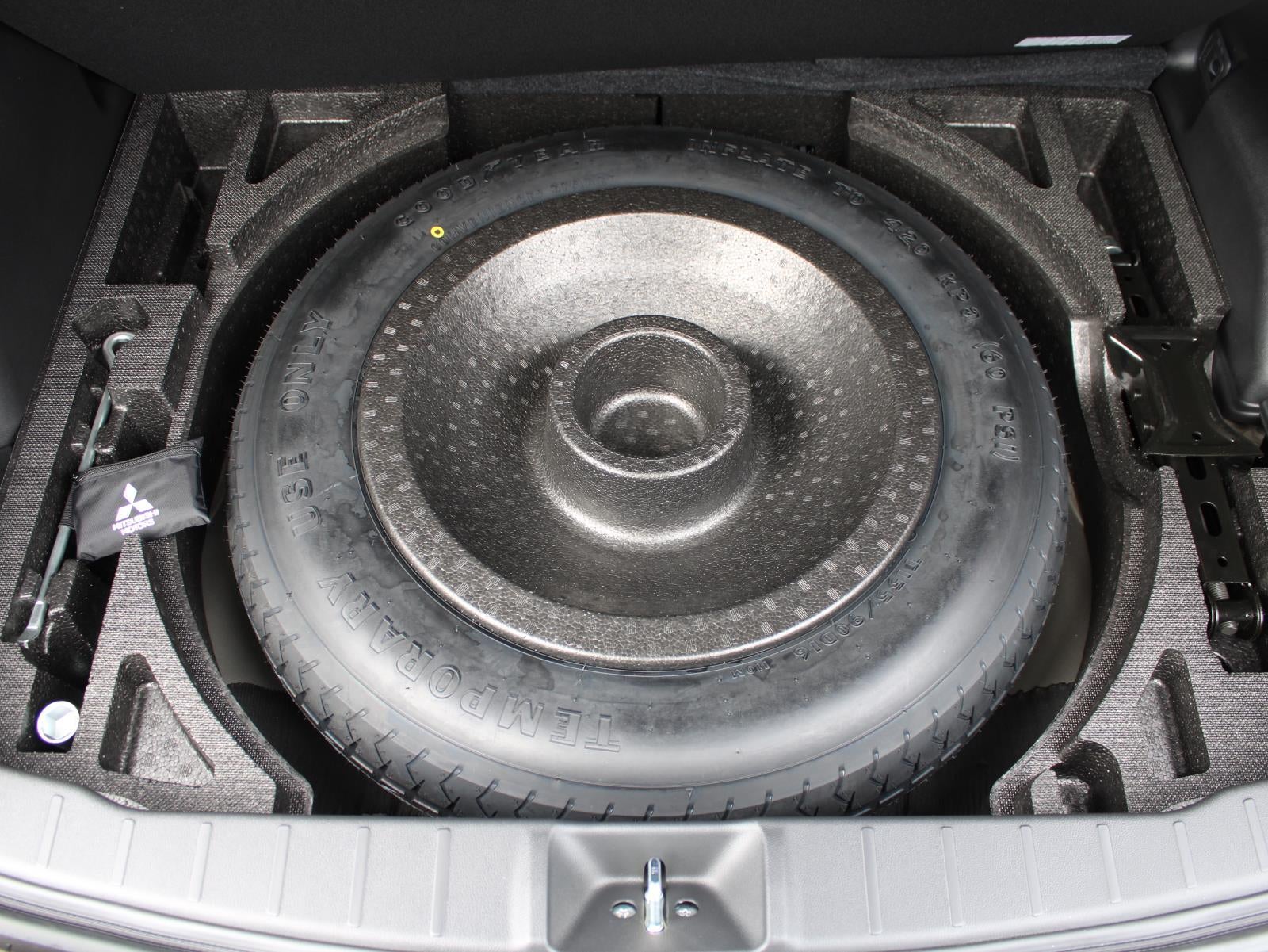 2026 Mitsubishi Outlander Sport SE