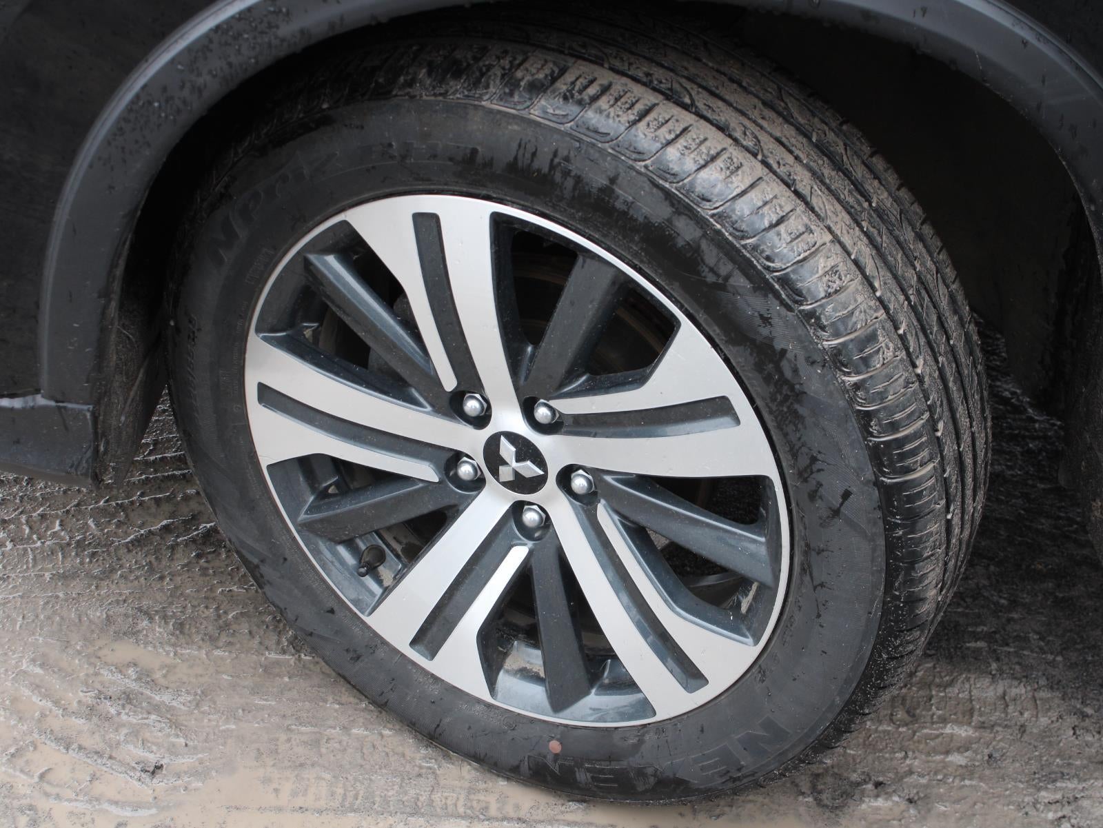 2024 Mitsubishi Outlander Sport ES