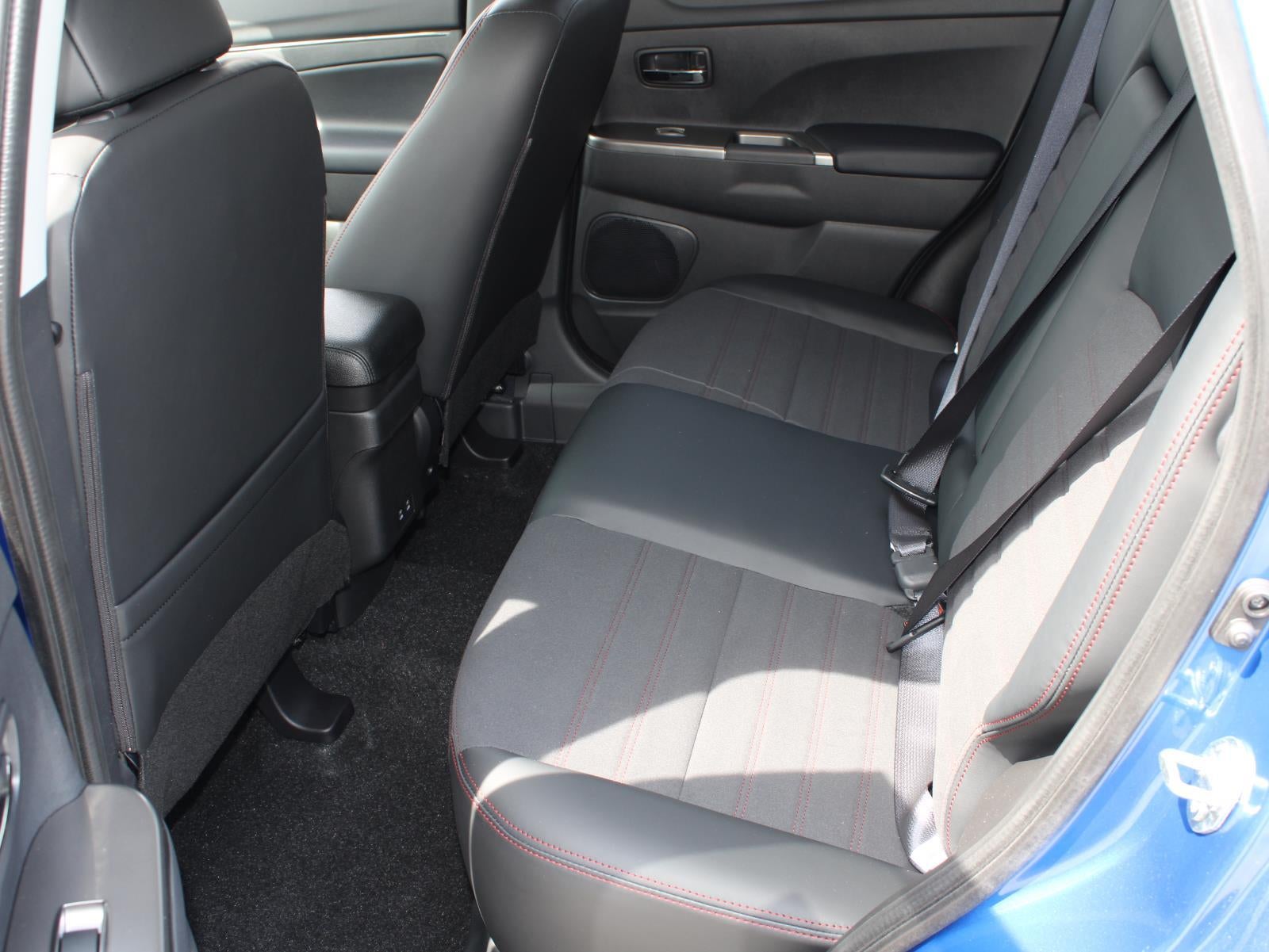 2026 Mitsubishi Outlander Sport SE