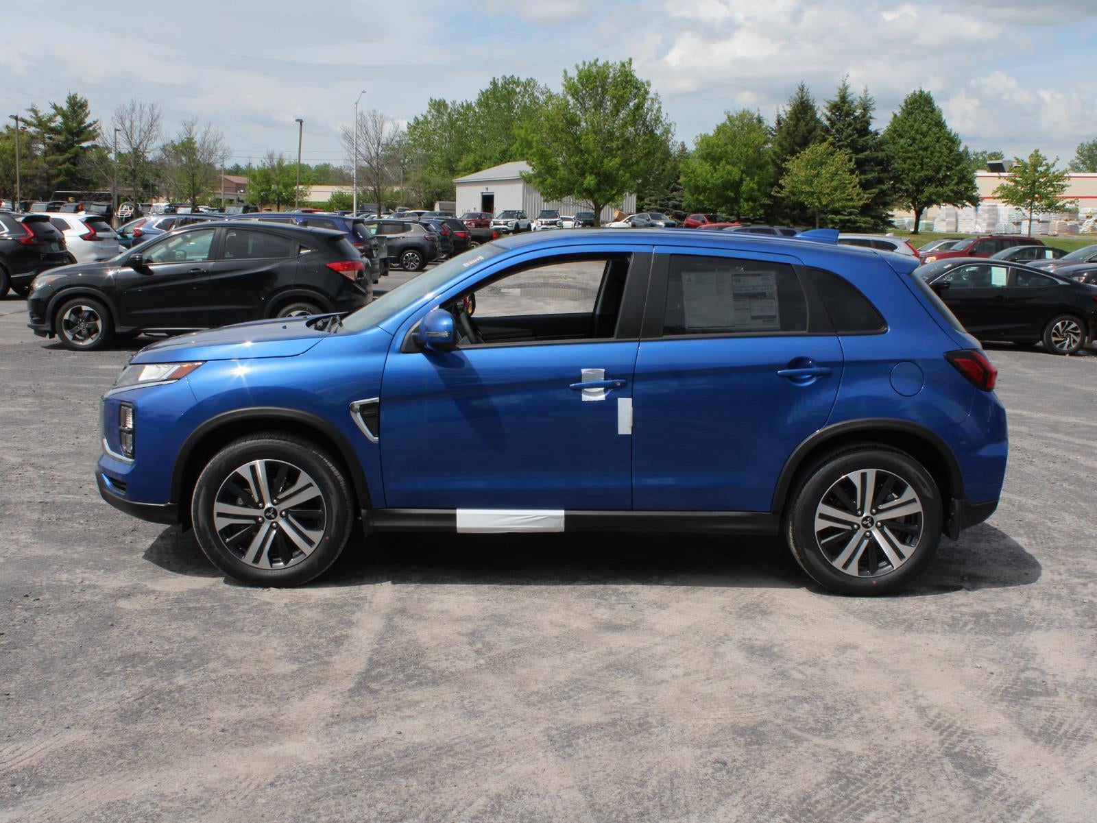 2026 Mitsubishi Outlander Sport SE