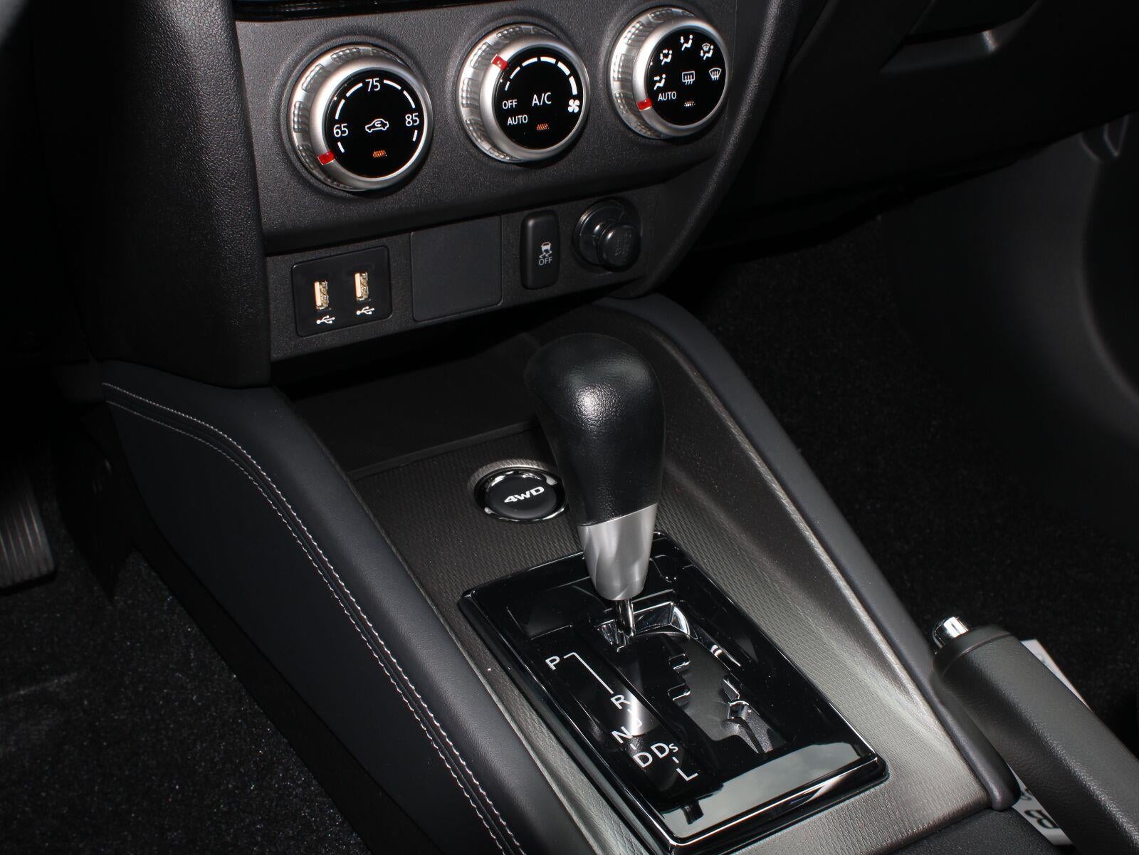 2027 Mitsubishi Outlander Sport ES