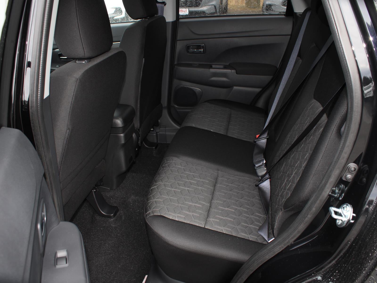 2026 Mitsubishi Outlander Sport ES