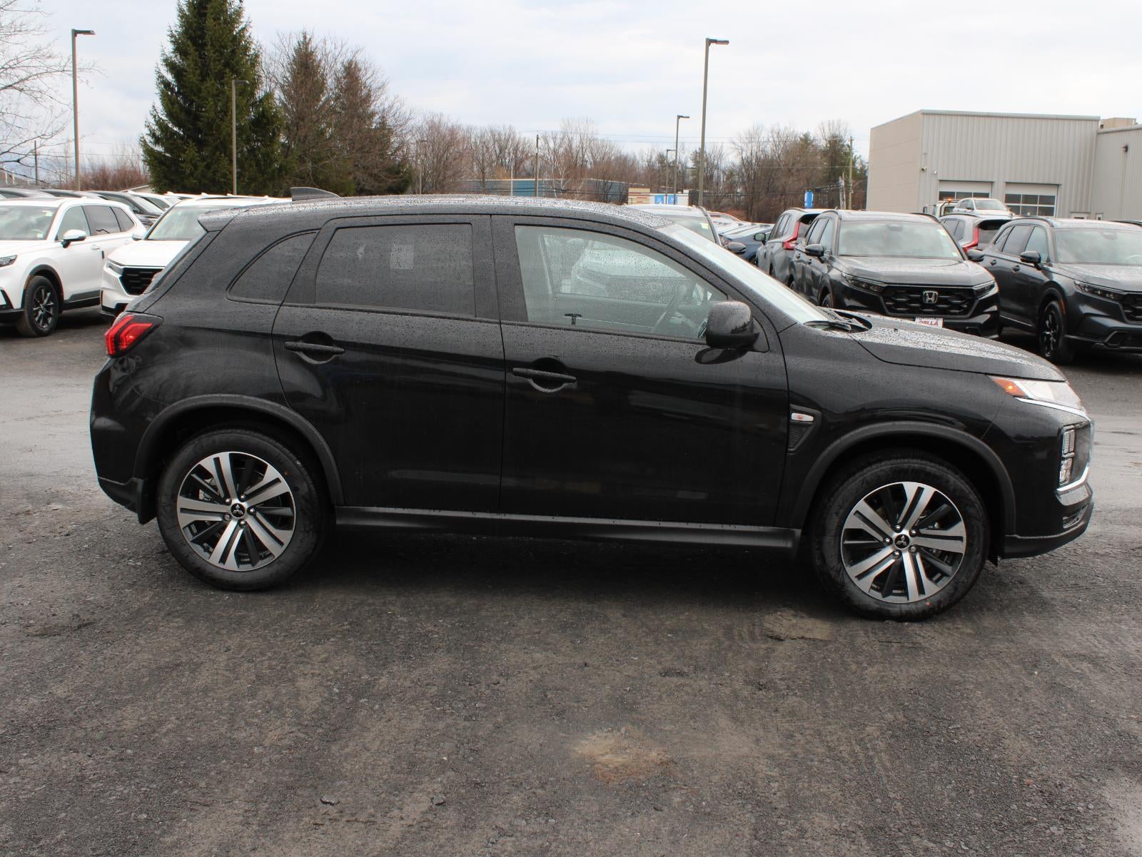 2026 Mitsubishi Outlander Sport ES
