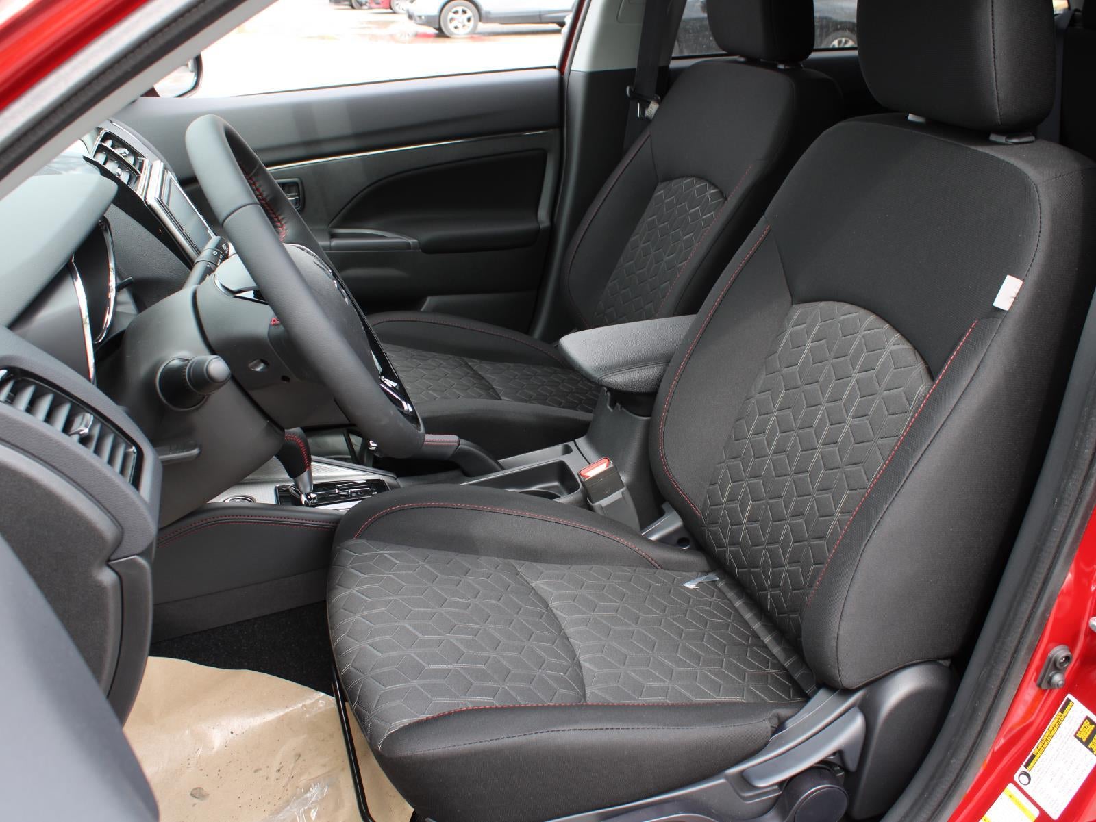 2026 Mitsubishi Outlander Sport LE