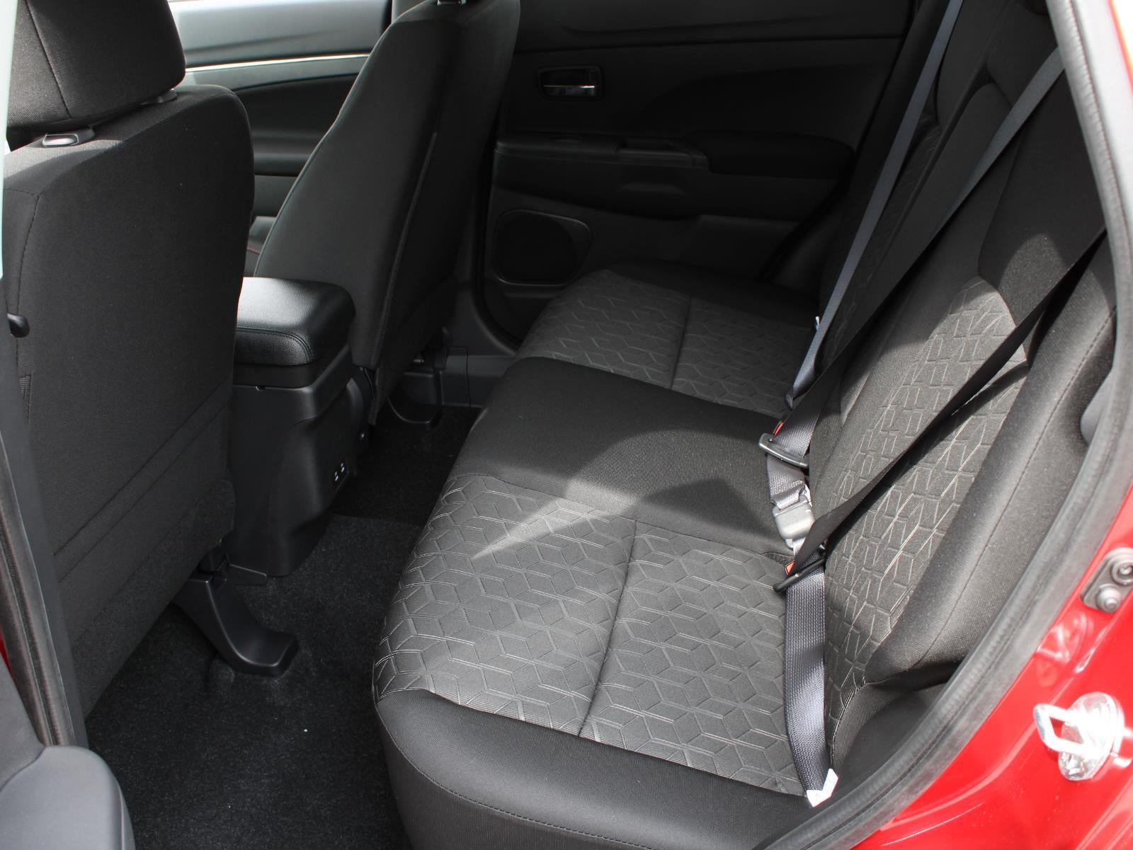 2026 Mitsubishi Outlander Sport LE
