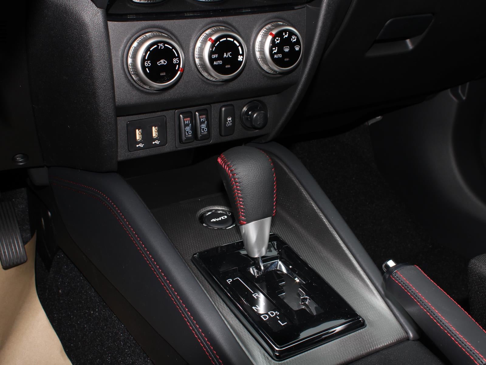 2026 Mitsubishi Outlander Sport LE