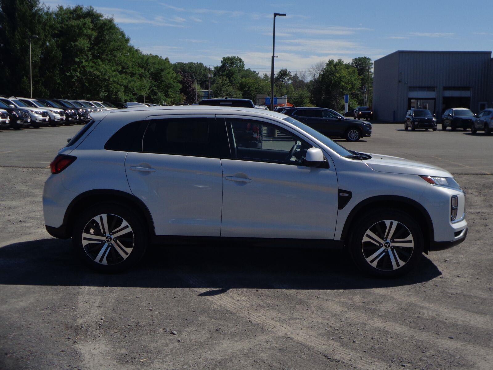 2026 Mitsubishi Outlander Sport ES