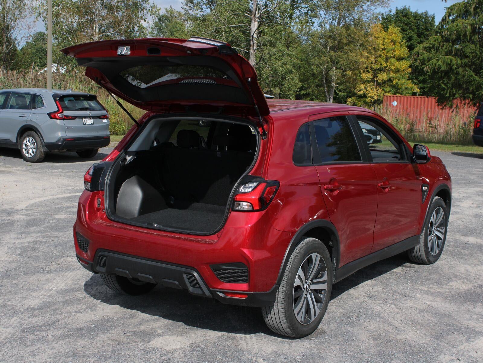2025 Mitsubishi Outlander Sport ES