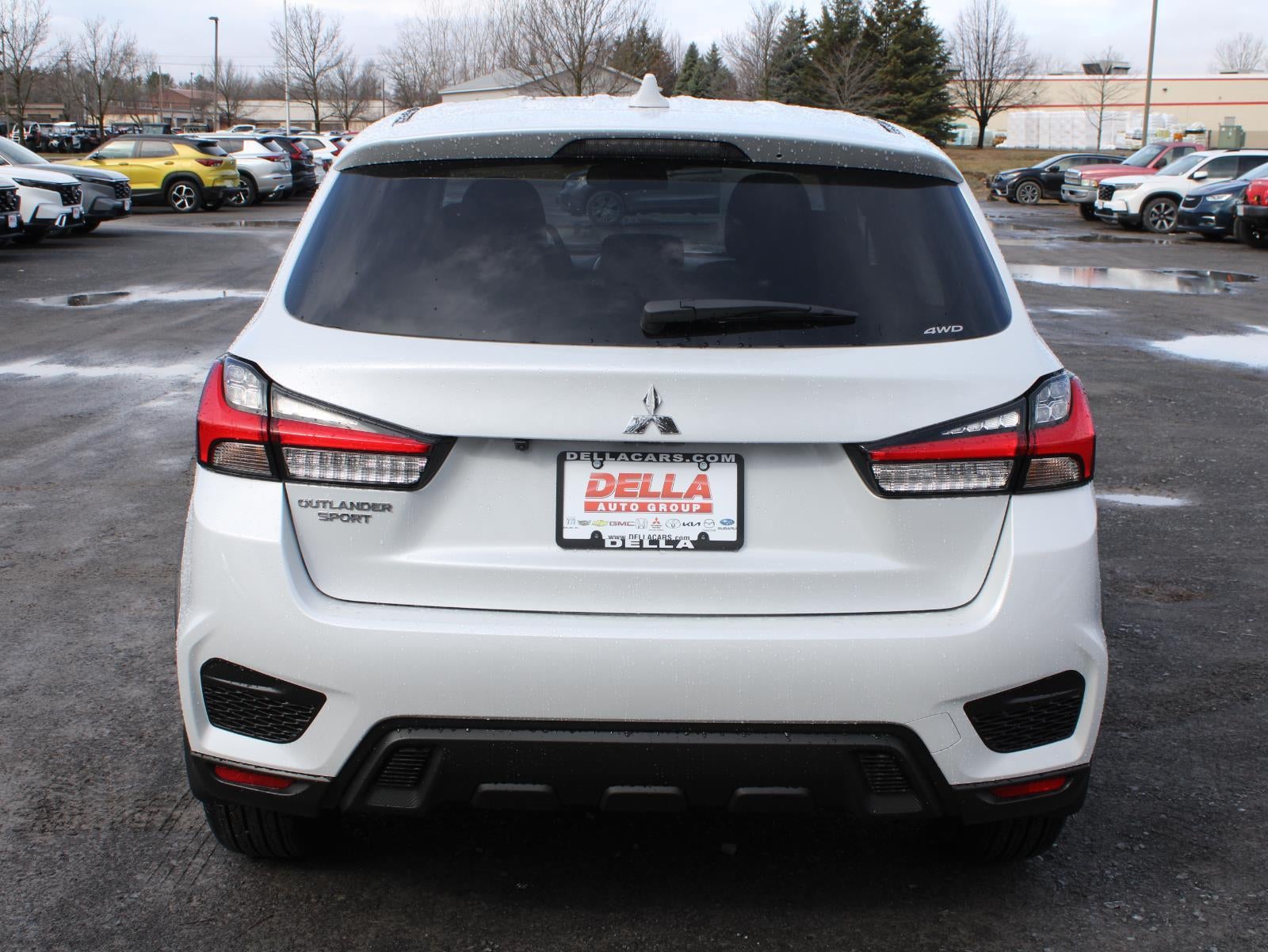 2026 Mitsubishi Outlander Sport ES