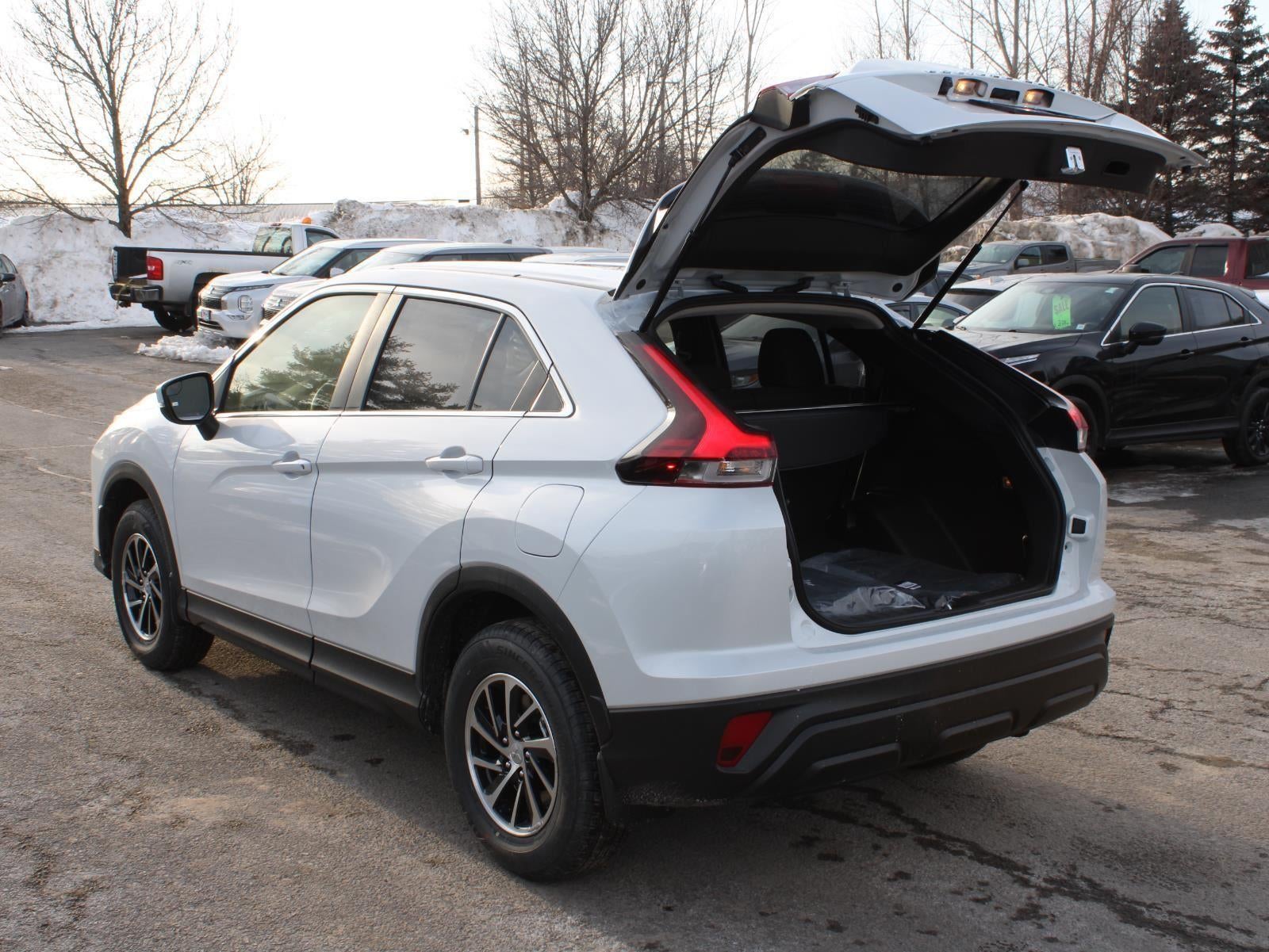 2026 Mitsubishi Eclipse Cross ES