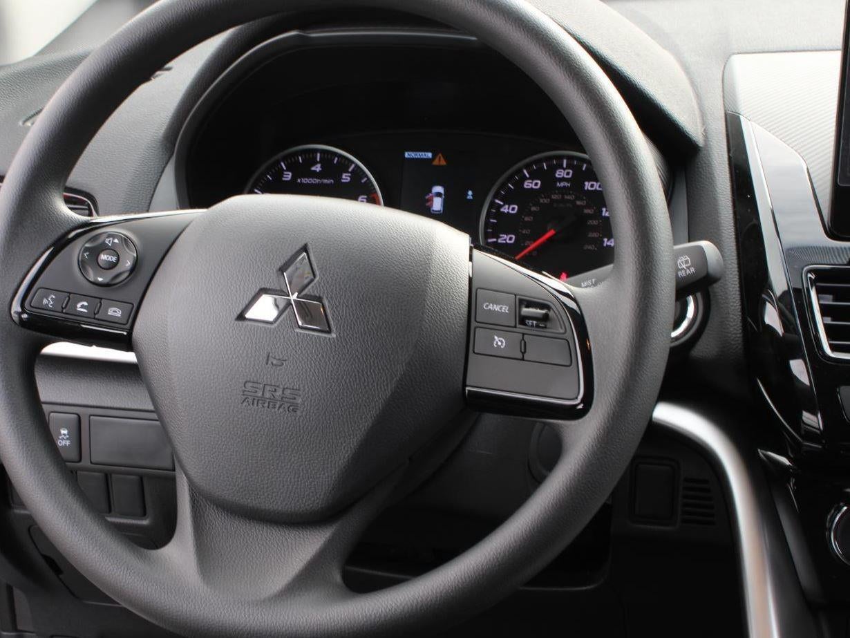 2025 Mitsubishi Eclipse Cross LE