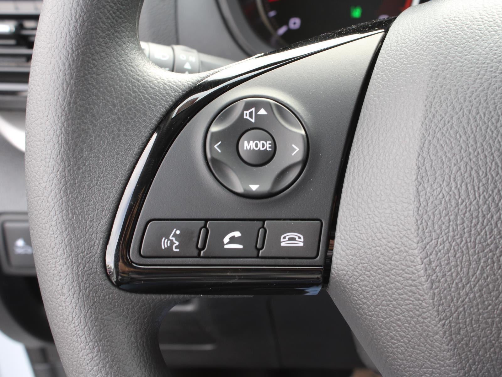 2025 Mitsubishi Eclipse Cross LE