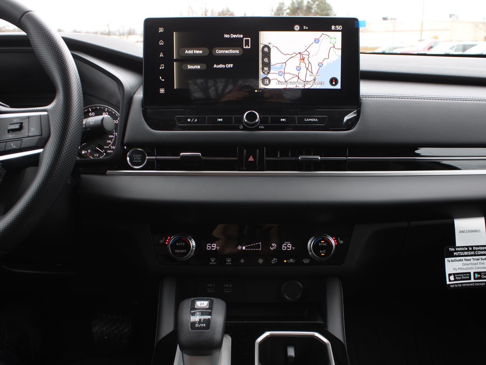 2026 Mitsubishi Outlander ES