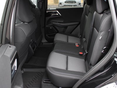 2026 Mitsubishi Outlander ES