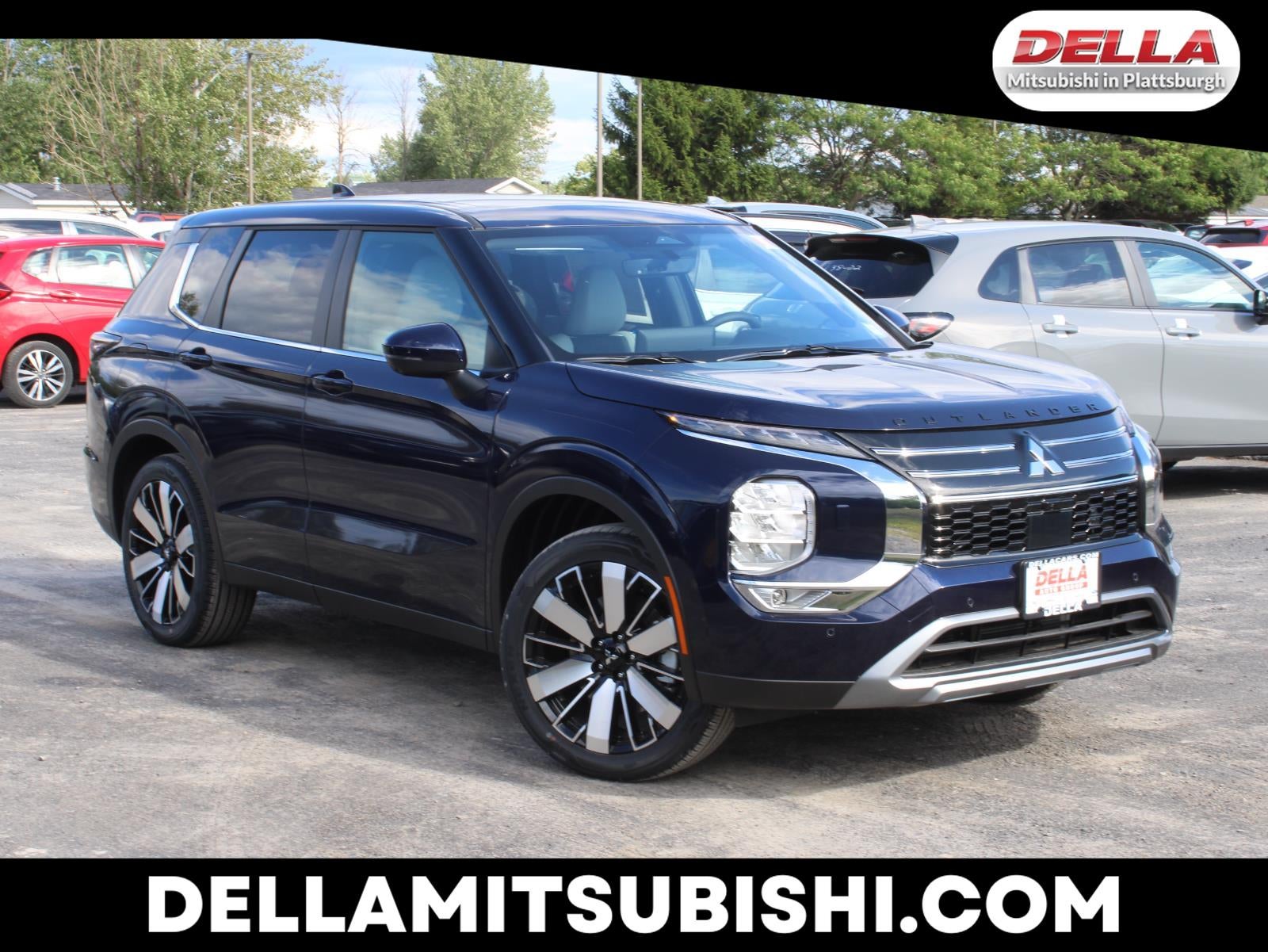 2025 Mitsubishi Outlander SE