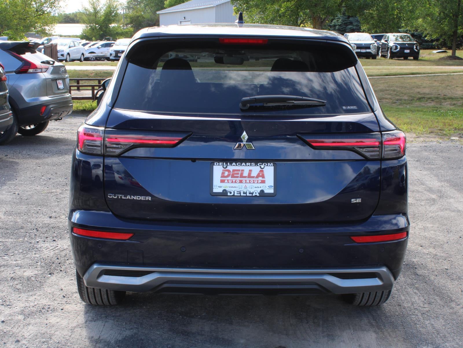 2025 Mitsubishi Outlander SE