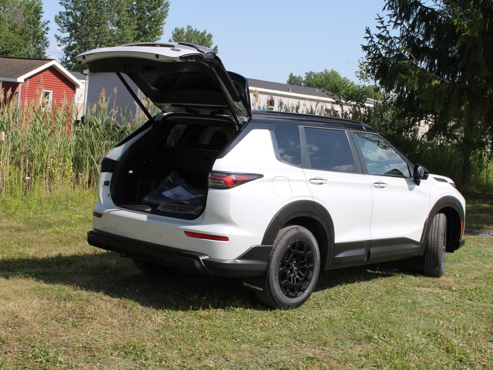 2025 Mitsubishi Outlander Trail Edition
