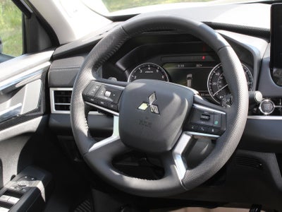 2025 Mitsubishi Outlander Trail Edition