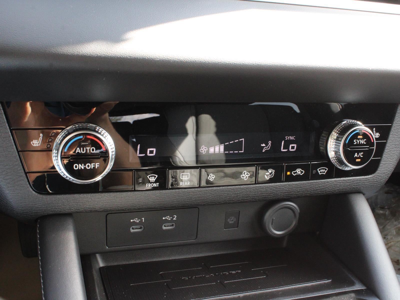 2025 Mitsubishi Outlander Trail Edition