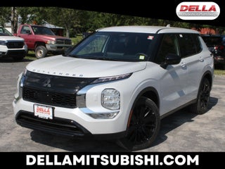 2026 Mitsubishi Outlander LE
