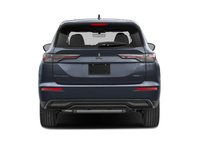 2026 Mitsubishi Outlander LE