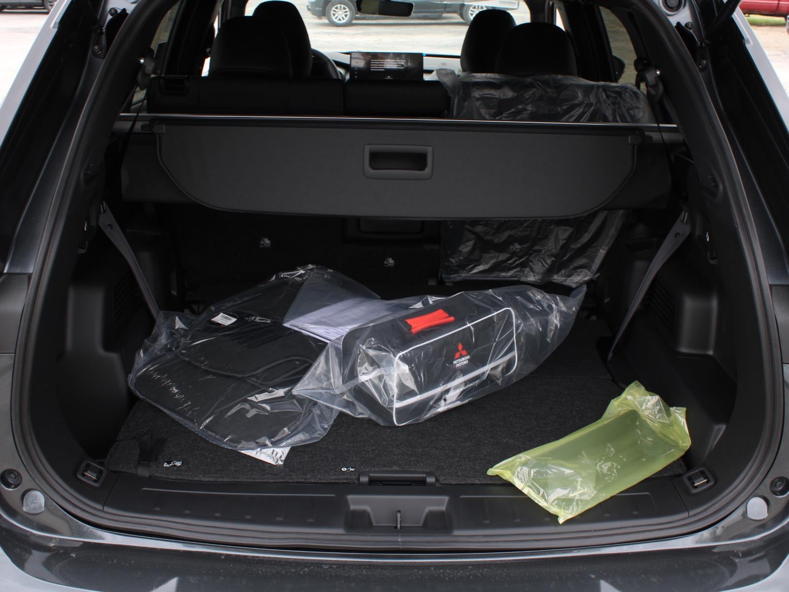 2026 Mitsubishi Outlander LE