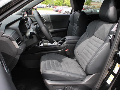 2026 Mitsubishi Outlander LE