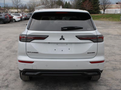 2026 Mitsubishi Outlander LE