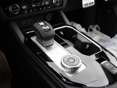 2026 Mitsubishi Outlander LE