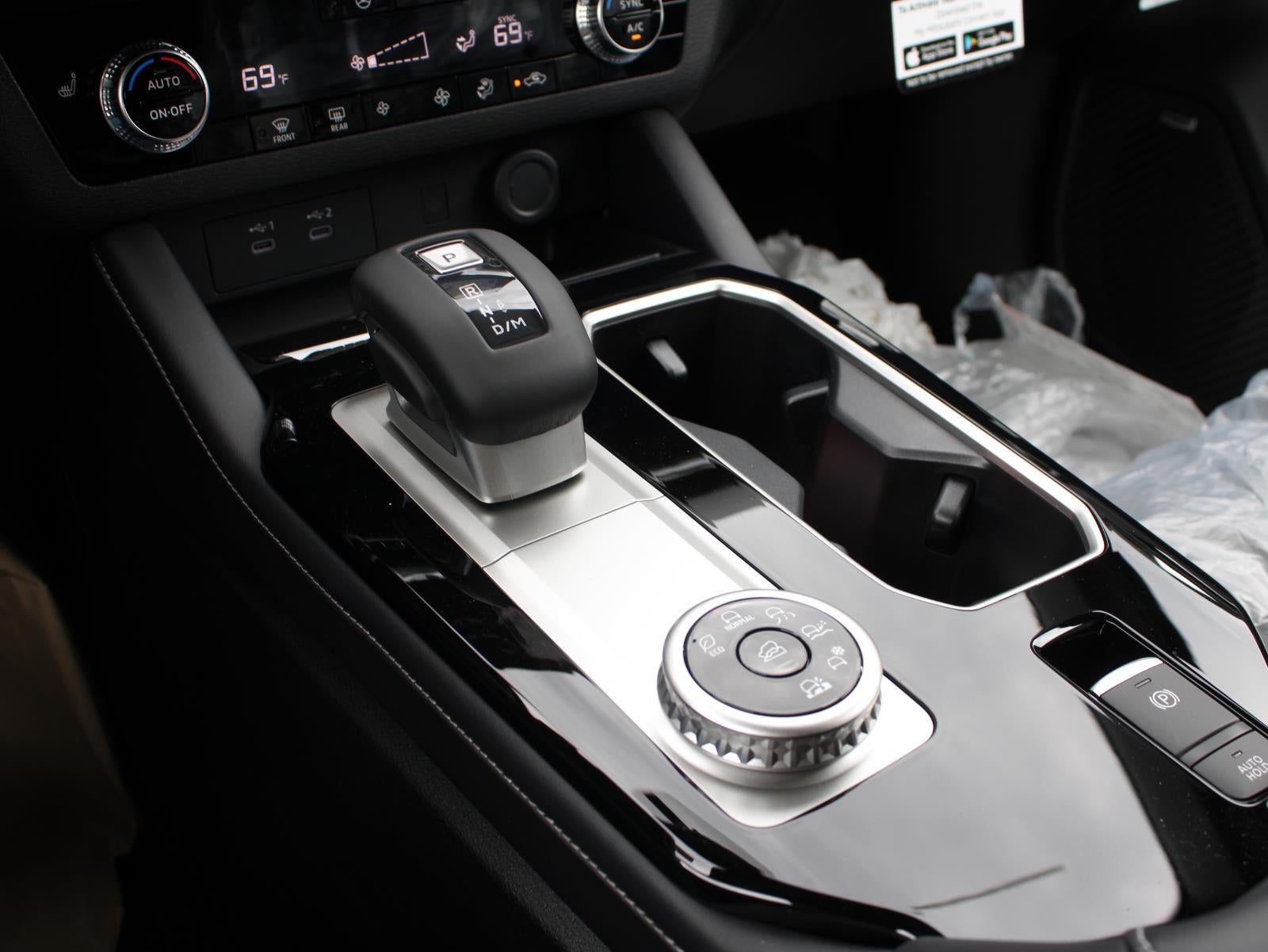 2026 Mitsubishi Outlander LE