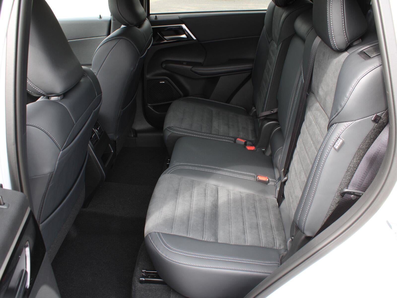 2026 Mitsubishi Outlander Trail Edition