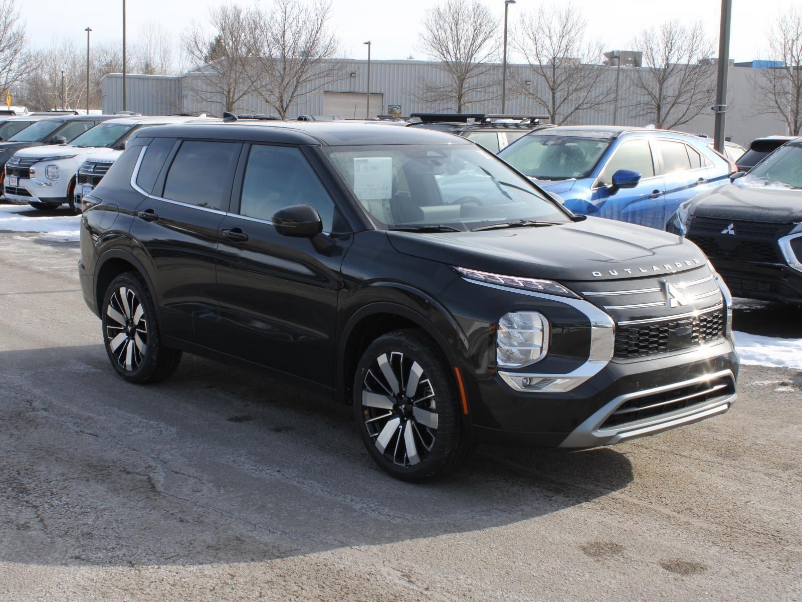 2026 Mitsubishi Outlander SE