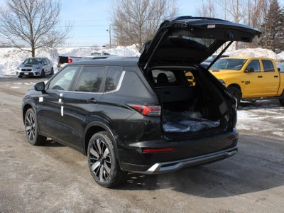 2026 Mitsubishi Outlander SE