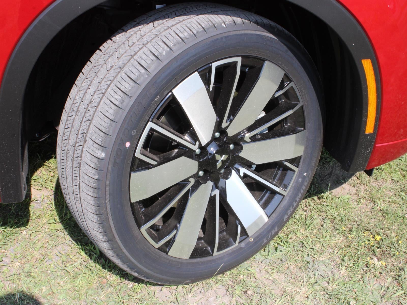 2025 Mitsubishi Outlander SEL