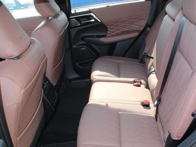 2025 Mitsubishi Outlander SEL