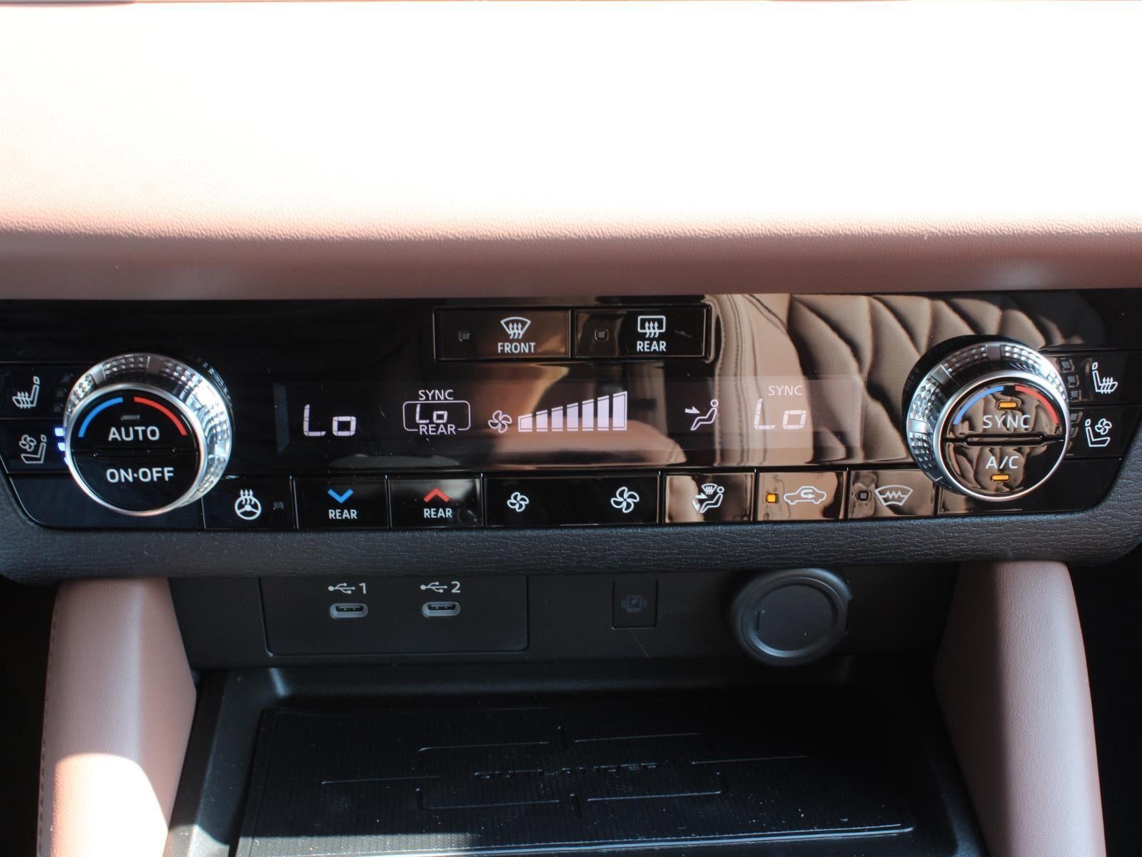 2025 Mitsubishi Outlander SEL