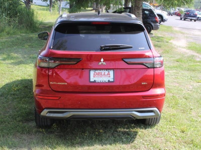2025 Mitsubishi Outlander SEL