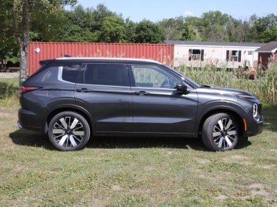 2025 Mitsubishi Outlander SEL