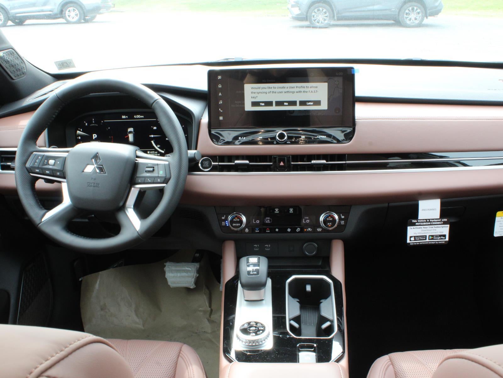 2025 Mitsubishi Outlander SEL