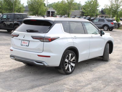 2025 Mitsubishi Outlander SEL