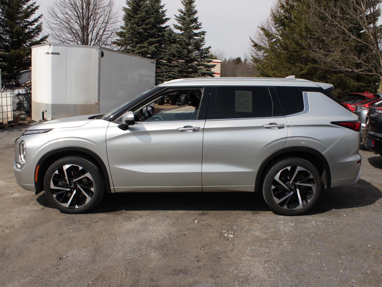 2024 Mitsubishi Outlander SEL