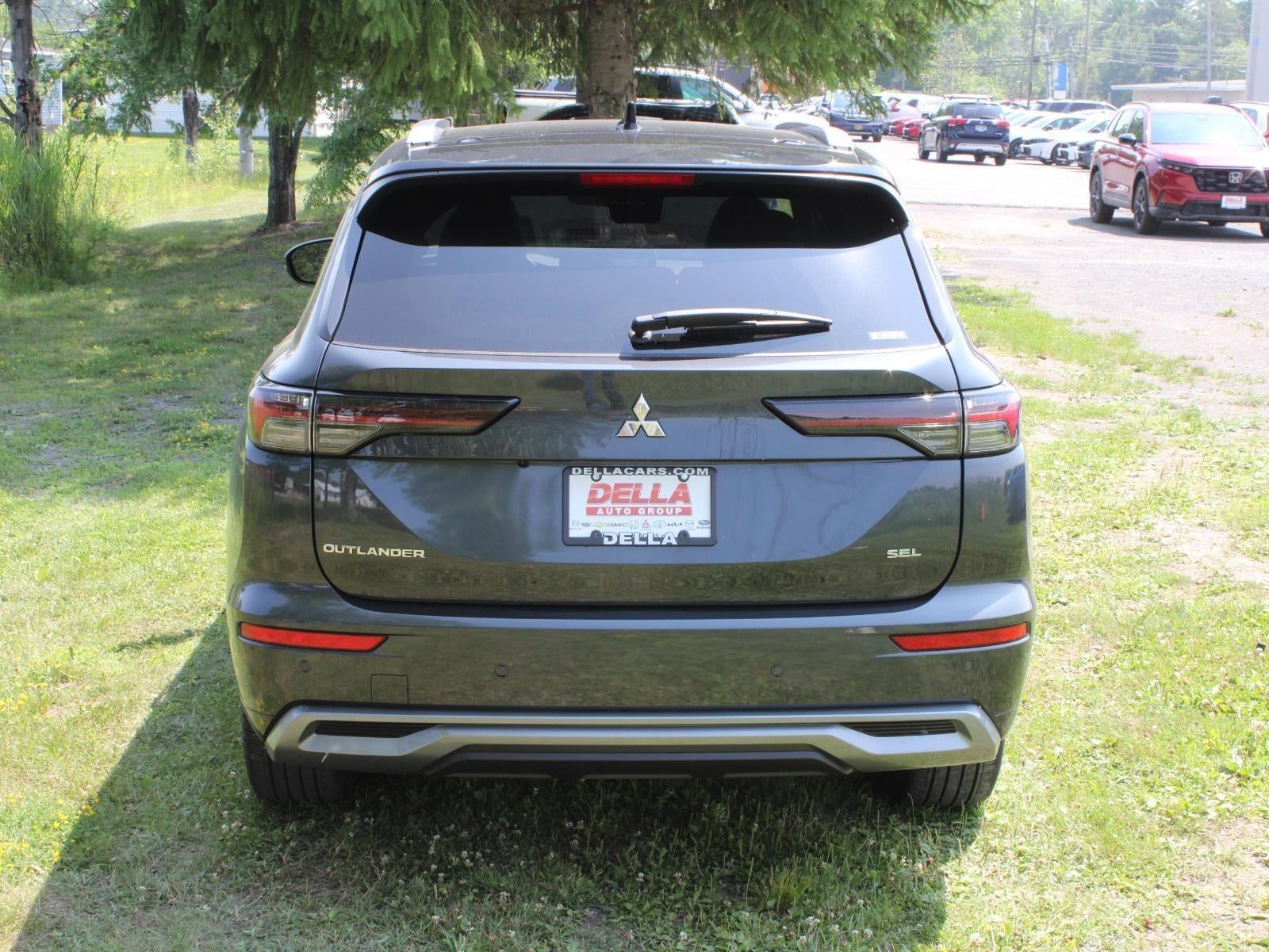 2025 Mitsubishi Outlander SEL