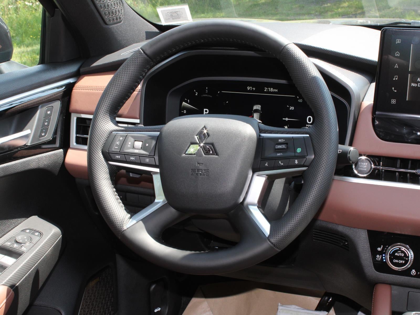 2025 Mitsubishi Outlander SEL