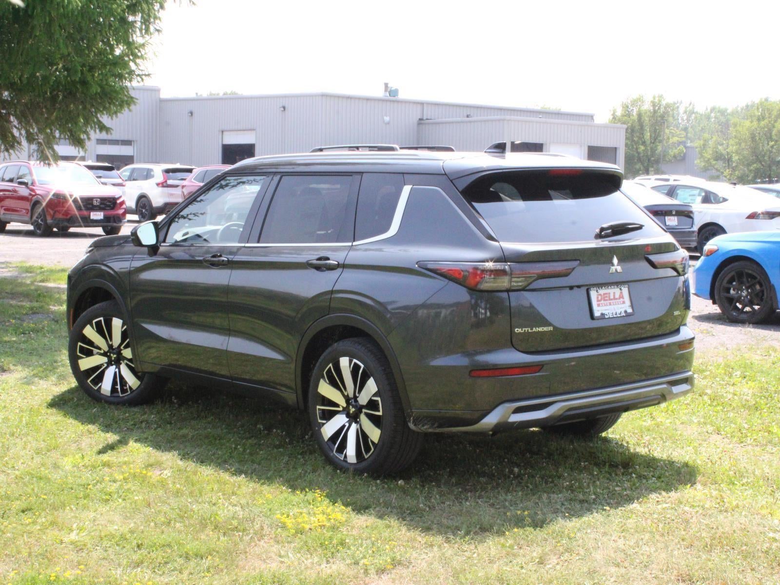 2025 Mitsubishi Outlander SEL