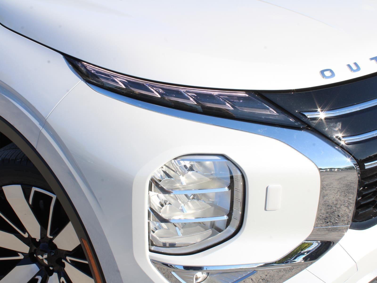 2025 Mitsubishi Outlander SEL