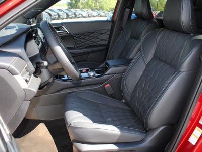 2026 Mitsubishi Outlander Black Edition