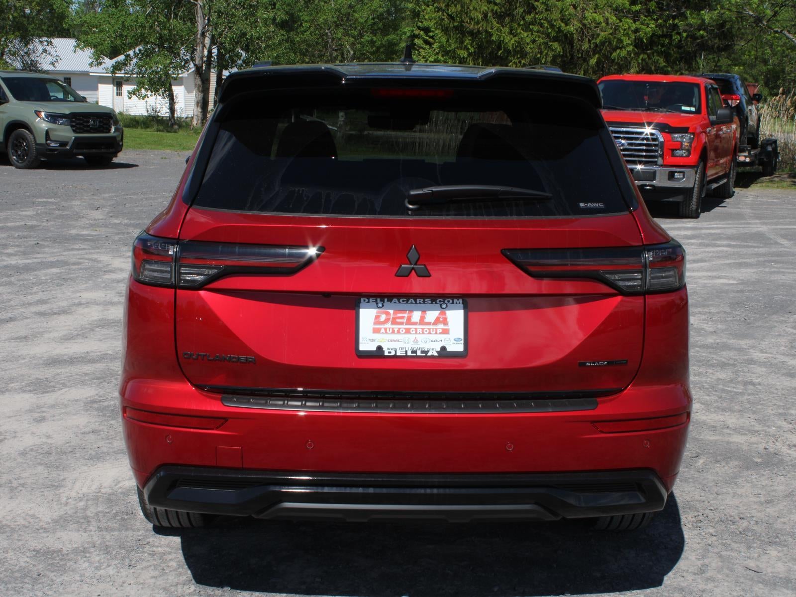 2026 Mitsubishi Outlander Black Edition